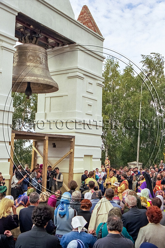 Освящение колокола на звоннице Воскресенской церкви